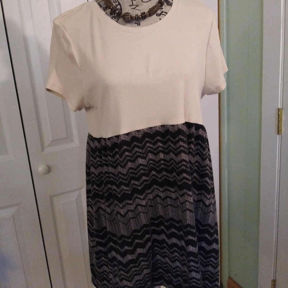 432 jeaniemade Size Medium Tunic